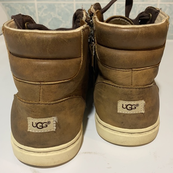Ugg leather sneakers rustic brown w/ working zip - Picture 1 of 9